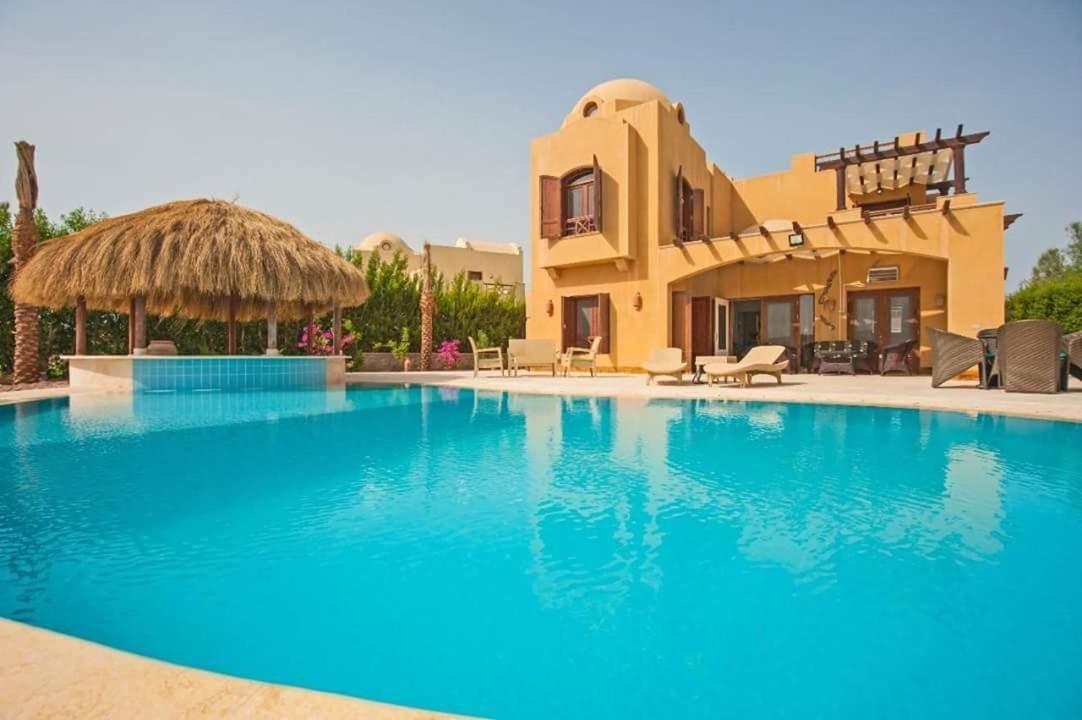 Willa Y 140 Wast Golf Heated Private Pool *